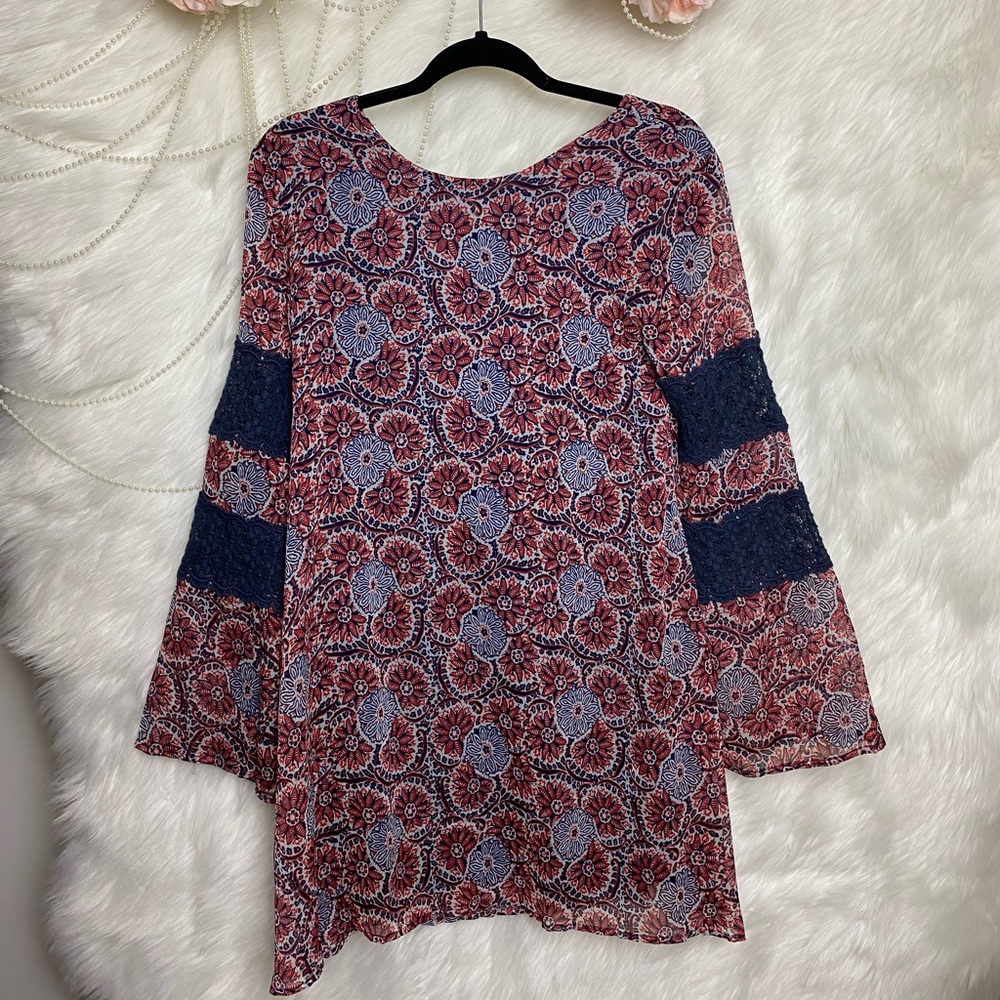 VOLCOM Floral Longsleeve Above Knee Dress